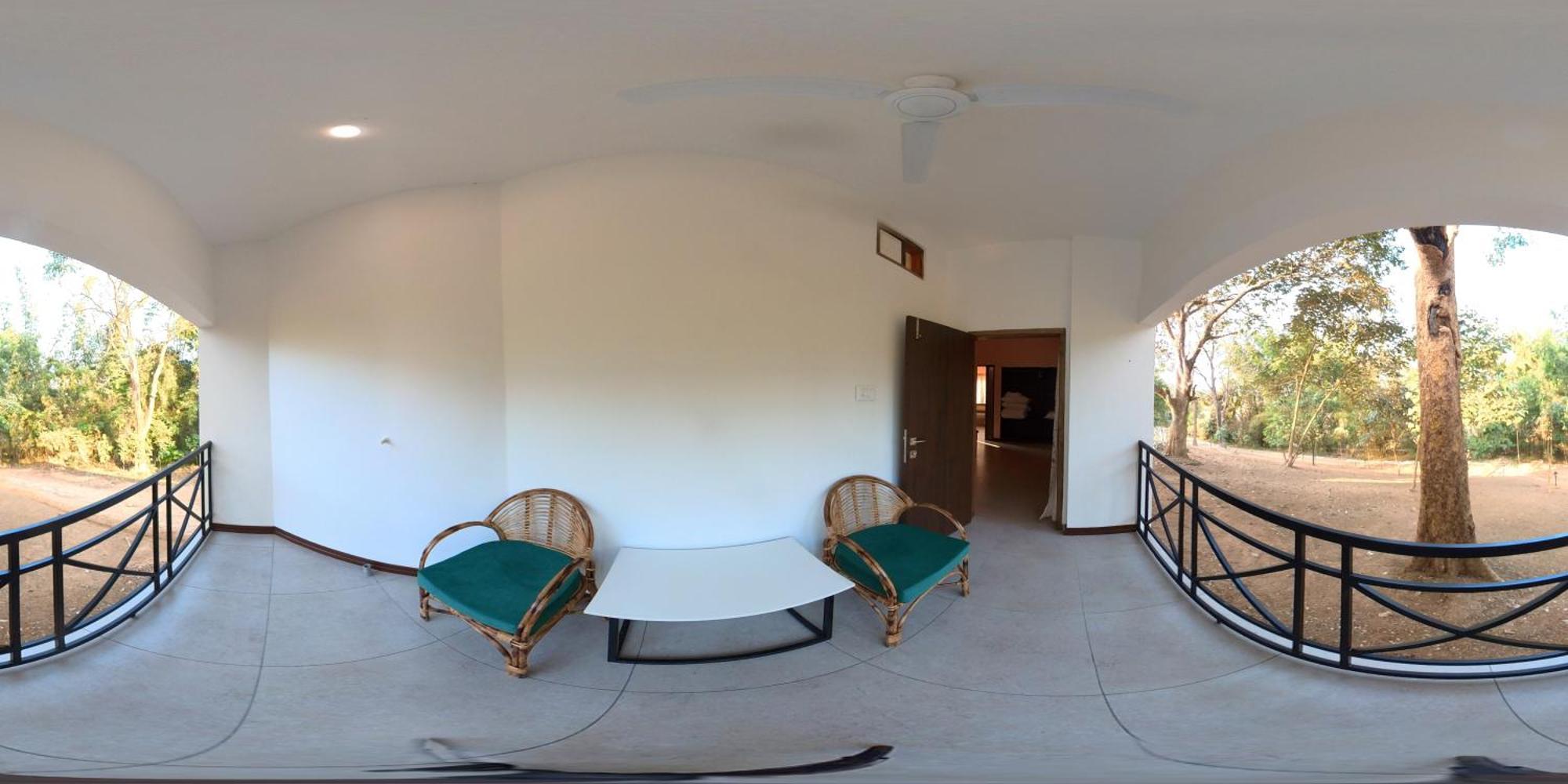 Landmark Woods Hotel กาซิรังคา ภายนอก รูปภาพ